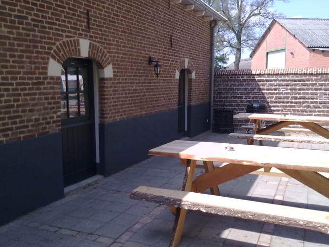 Terrassen, speelvelden en dwerggeitjes